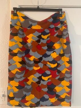 Brand New with tags LulaRoe multicolored Pencil Skirt